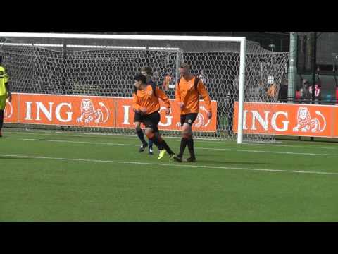 23 april 2016 VV De Meern A2 - PVC A1 com 9-1 Doelpunt Hassan, assist Abel (1-0)