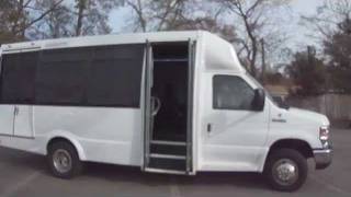 preview picture of video 'River City Coach Sales Stock # 1010.  15 Passenger bus with wheelchair lift.'