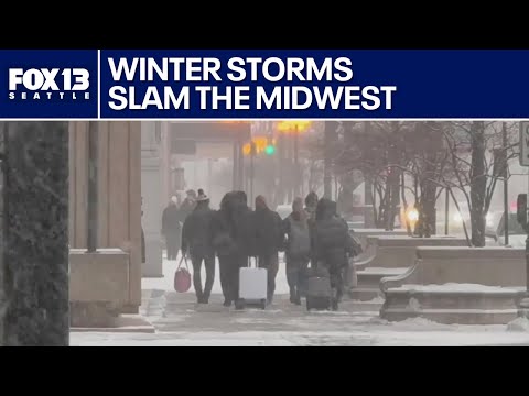 Winter storm dumps heavy snow across Midwest, causing major travel delays