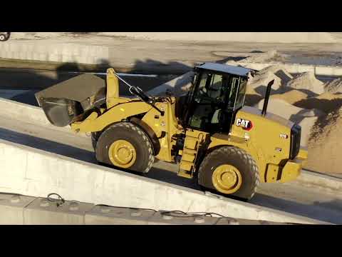 Cat® 910, 914, 920 Compact Wheel Loaders Overview