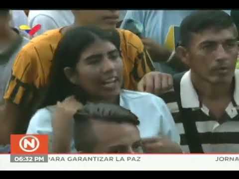 Pueblo levanta la cara