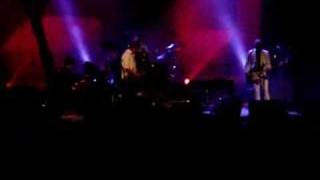 Crowded House - Whispers and Moans - 8.28.07