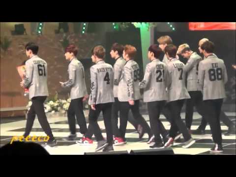 Kaistal ( 카이스탈 ) Moment at 2014 while receiving KE award