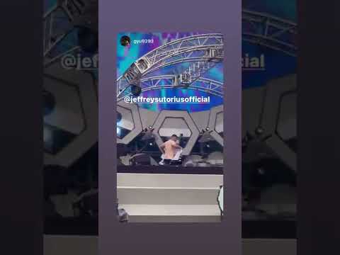 Jeffrey Sutorius playing his remix of Invincible - NASH, Christina Novelli, Tom Rogers & J. Puchler