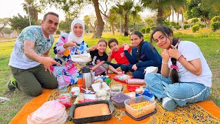 عملنا أكبر وليمة فسيخ في الجنينة ????