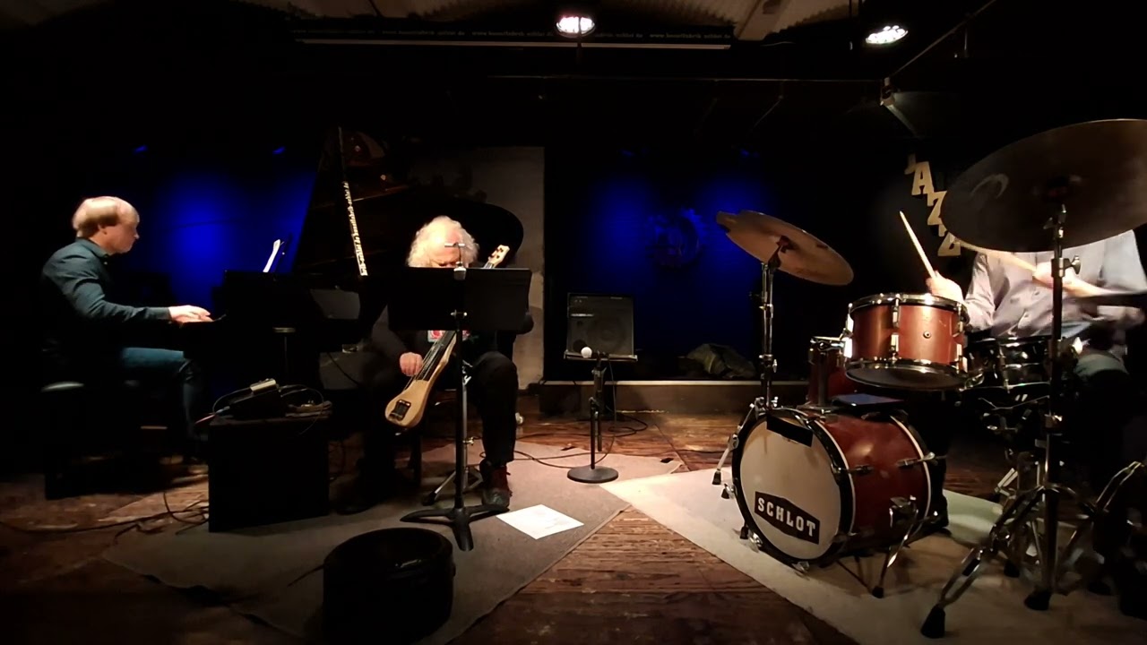 Extensions | David Friesen's Circle 3 Piano Trio