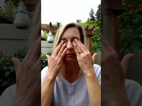 Myofascial Release -  Gentle Self-Treatment For The Eyes