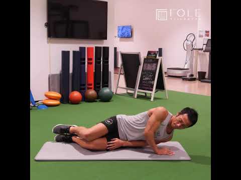 【腕の裏に効く!】自重を使った腕トレーニングのご紹介です!