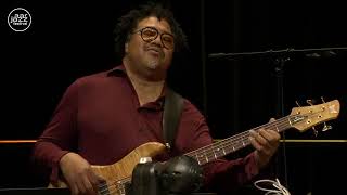 Live Jazz Groove – Bounce | Mark Whitfield feat. The Brothers &amp; All-Star Band