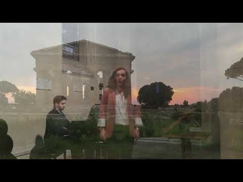 Florence Opera Singer for Democrats Abroad Italy