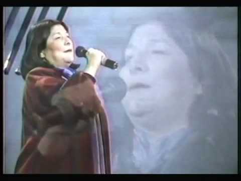 download lagu mp3 mp4 Todavia Cantamos Mercedes Sosa, download lagu Todavia Cantamos Mercedes Sosa gratis, unduh video klip Todavia Cantamos Mercedes Sosa