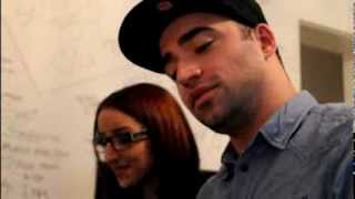 Muhabbet ve Funda Demirezen  Sensiz Original Song