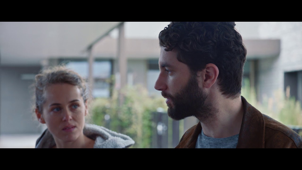 Miniature de la vidéo LES GRANDS ESPRITS - Bande-annonce officielle - Au cinéma le 13 septembre du film Les Grands Esprits