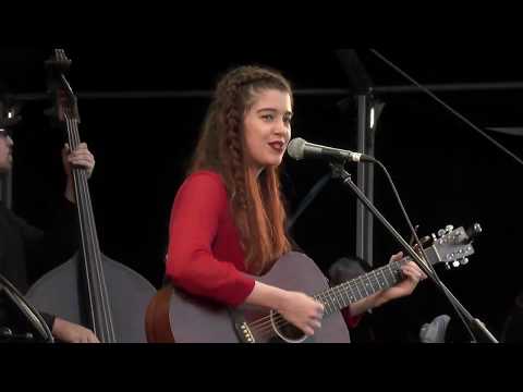 Izzie Walsh - Silver & Gold Live at Tamworth Country Music Festival