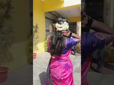 One who loves flowers 🌺 #kannada#shorts#flowers#saree