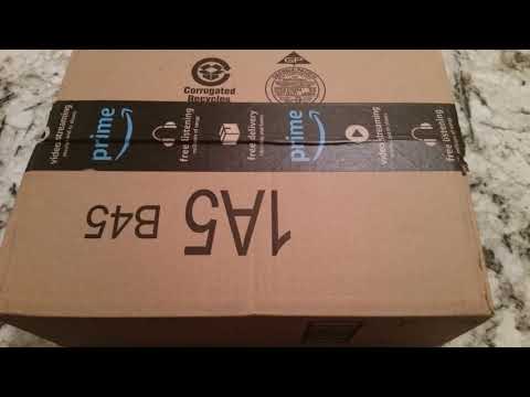Amazon Unboxing video for u-phoria umc22, pop filter, xlr cable, behringer Part 1