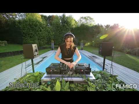 Tania Fischer A.k.A Pollyfonika DJ SET 2020 Track ID: Terry White - Insane(Tim Taste ReMix)