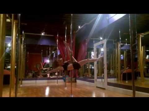 E.T. Katy Perry -pole dance freestyle