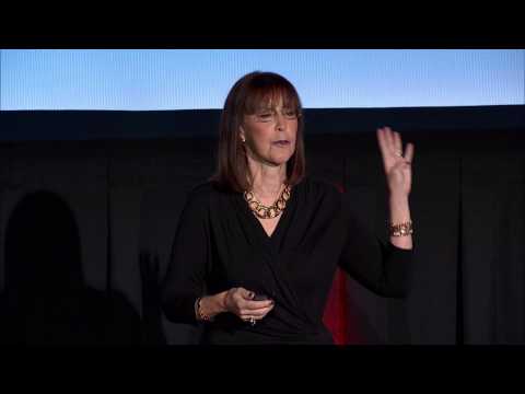The Value of Having an Entourage : Leslie Grossman at TEDxStLouis