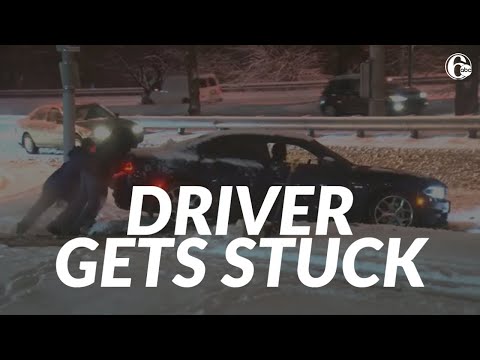 Driver gets stuck during snowstorm in Philadelphia