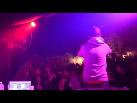 TRASGY ARON - "BLACK SKY" prod YAZEE live RUDE CLUB