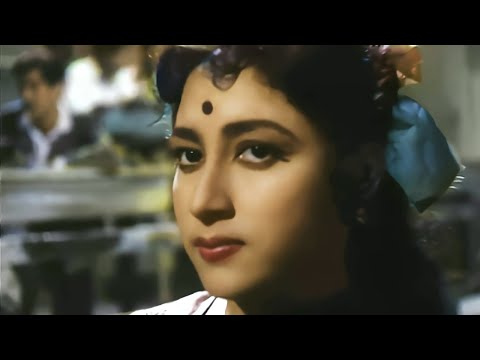 Guru Dutt creates an impromptu Shayari after seeing Mala Sinha in college |  Pyasa (1957) | #shayari