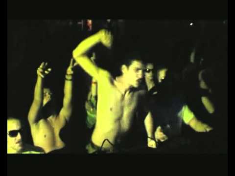 Valentino Kanzyani - Renesanz at club Momo (23.08.2005) GaliciaClubbing.com