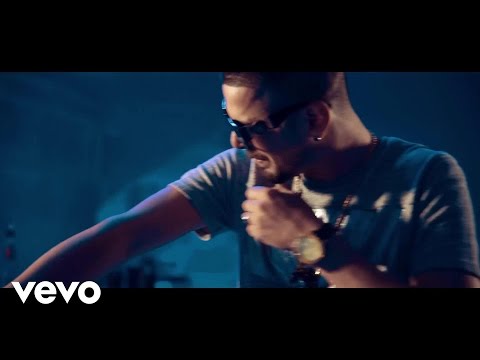 MCY2K - FRIO Y CALOR ft. CARNAL, JUNO & KENNY FUENTES