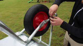 Hjulbyte Wheel change – Hörby bruk