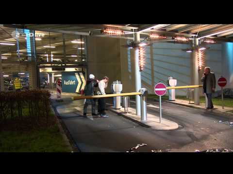 Wetten dass .. ? letzte Sendung ... letzter Wettkönig 13/12/2014 dank' für 33J. 😊😉