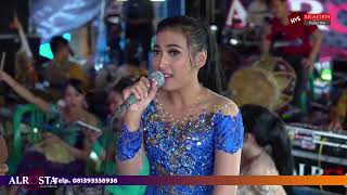 Download lagu Cidro 3 - Anisa Salma Alrosta Dongkrek Live Pule Denanyar mp3 Download lagu Cidro 3 - Anisa Salma Alrosta Dongkrek Live Pule Denanyar mp3
