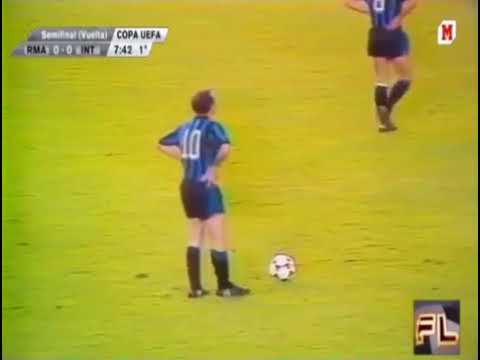 Copa UEFA 1984/1985: Real Madrid 3-0 Inter Milán (24/04/1985). Narración en español.