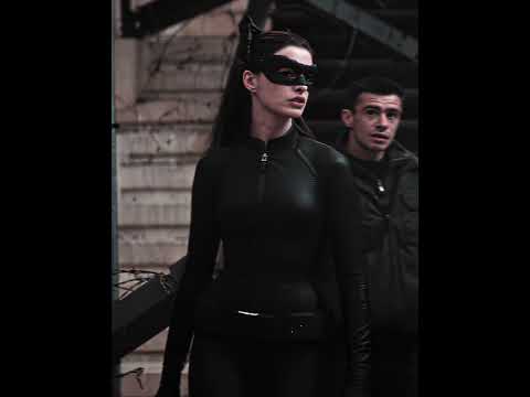 Her voice is magnificent - Batman & Catwoman Edit | Sidewalks and skeletons - Goth [slowed + reverb)