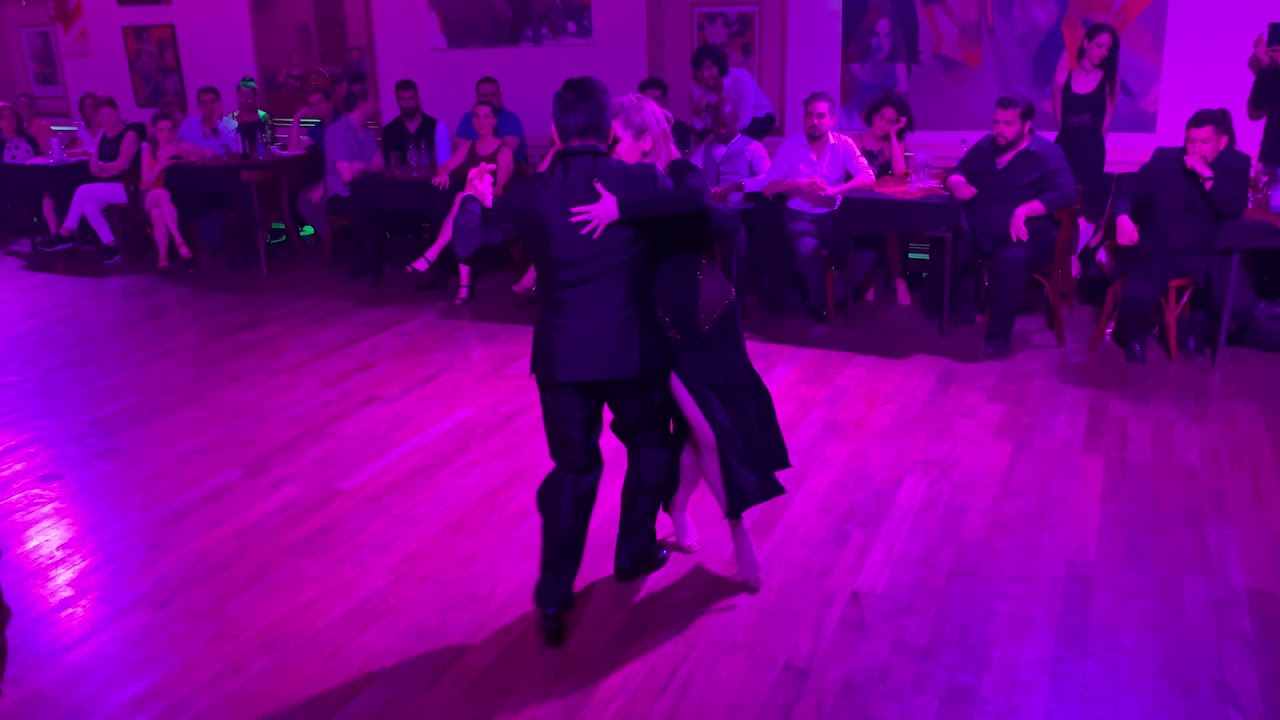 Carolina Bonaventura & Francisco Forquera. Diciembre 2021. Pipi Cucu. Bs As. ARG.