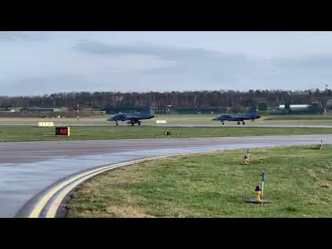 JAS 39 Gripen - i rote - fr Halmstad City Airport 20200302