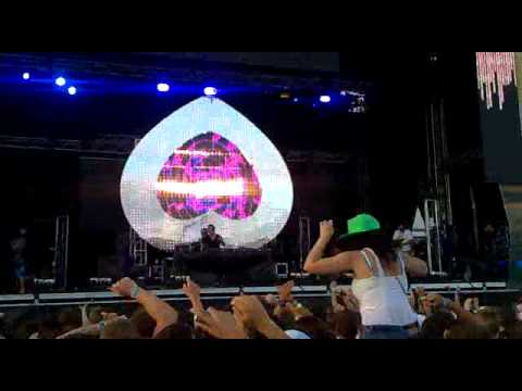Axwell -  Shut the f***, what the f*** at Stereosonic Melbourne 2009