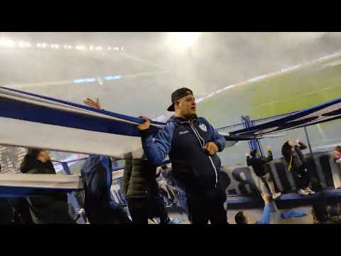 "Vélez 2 River 2 Recibimiento" Barra: La Pandilla de Liniers &bull; Club: Vélez Sarsfield