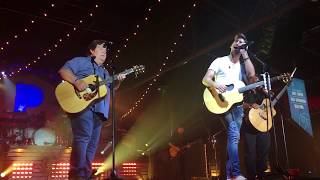 Jake Owen & Shenandoah - Sunday in The South