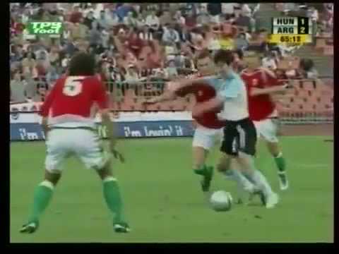 First red card to Messi with Argentina vs Hungary 2005