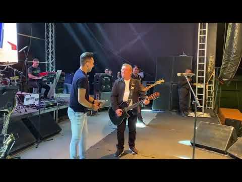 Amado Batista e Fernandes do Bonde do Brasil.