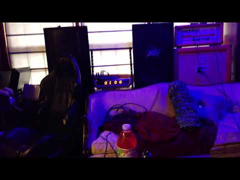 $200 Boss WL-20 vs $90 Joyo JW-01 Wireless Guitar Systems