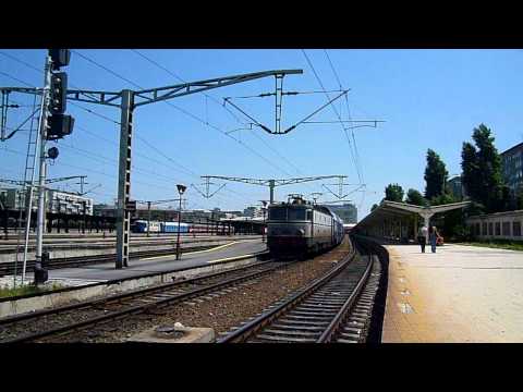 Locomotiva 40-0527-8 parasind Bucuresti Nord cu P 3003