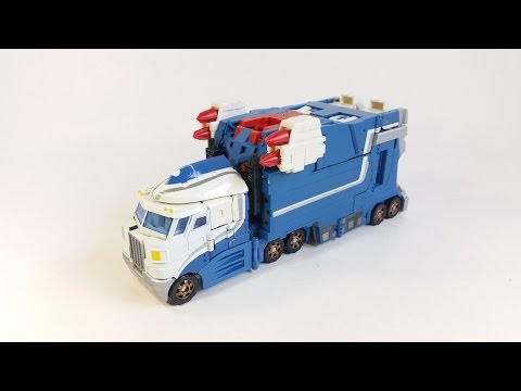 Transformers Ultra Magnus + Fansproject City Commander add-on Showcase!