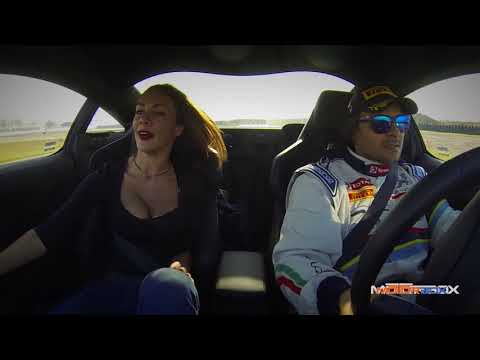 Melita Toniolo e Paolo Andreucci hot lap con una Peugeot RCZ R