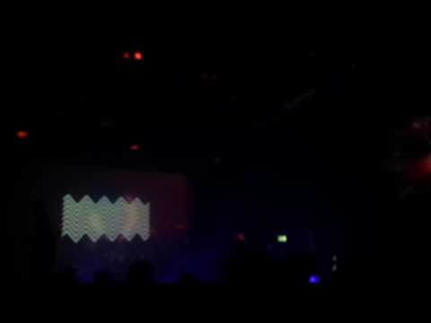 Droeloe @ Bitbird labelnight Amsterdam, Snavs - Time