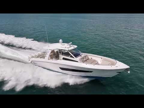 2018 Boston Whaler 420 Outrage Video
