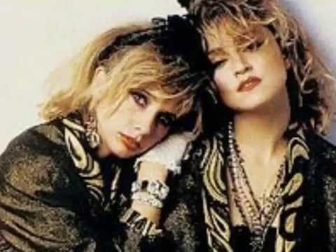 DJ TRIXXX MADONNA VS SUGABABES INTO THE GROOVE.mp4