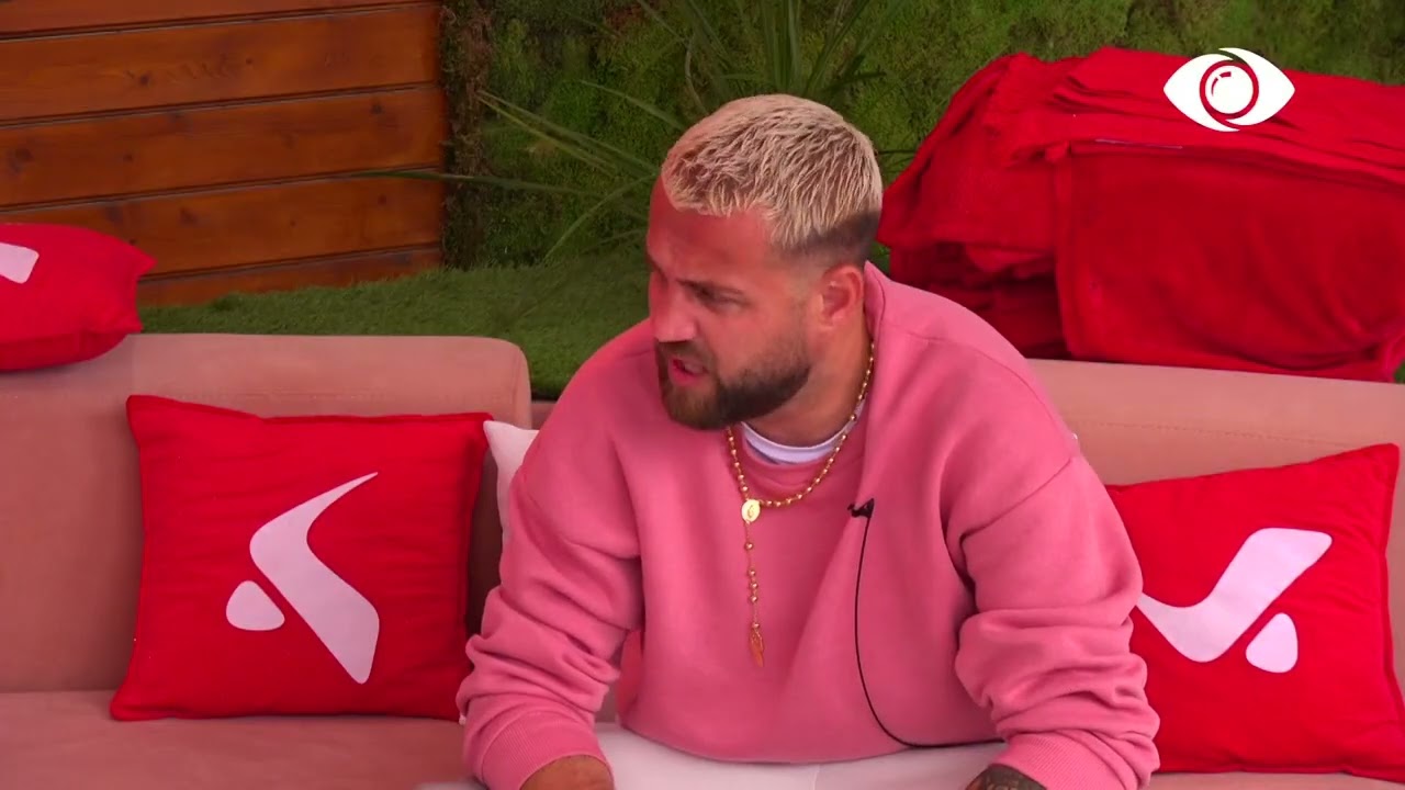 Po u bashkove, je lepurush/ Luizi i drejtohet Fotinisë