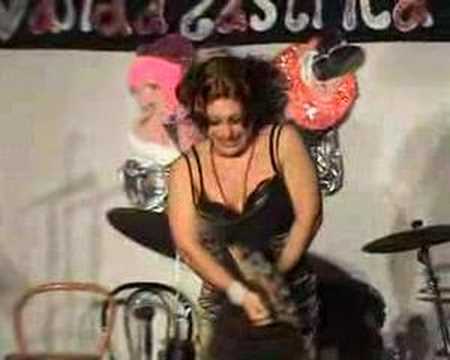 LA WANDA GASTRICA - SARò UNA VIPERA