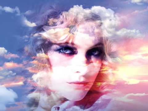 Víš co ti sluší / M. Tučný.